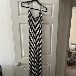Matty M Black and Cream Striped Maxi Dress - Size Medium [COPY]